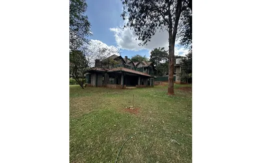 Five bedrooms for Rent in Kenyatta Road