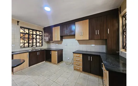Five bedrooms for Rent in Nairobi
