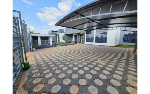 Five bedrooms for Sale in Ruiru