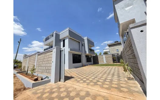 Five bedrooms for Sale in Ruiru