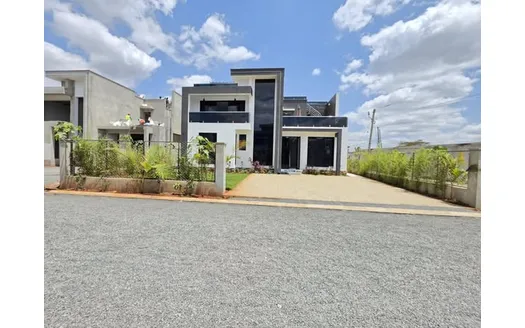 Five bedrooms for Sale in Ruiru