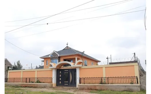 Five bedrooms for Sale in Nairobi