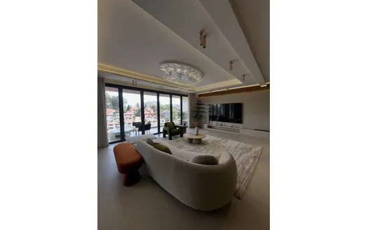 Five bedrooms for Rentals in Nairobi
