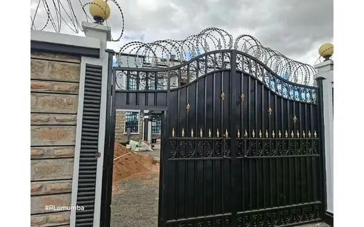 Four bedrooms for Rentals in Kitengela
