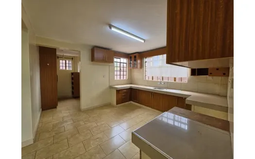 Four bedrooms for Rent in Ruiru