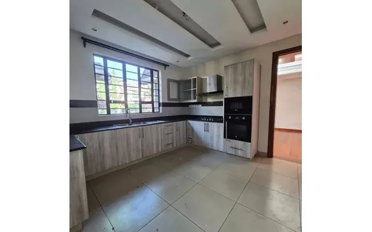 Four bedrooms for Rent in Ruiru
