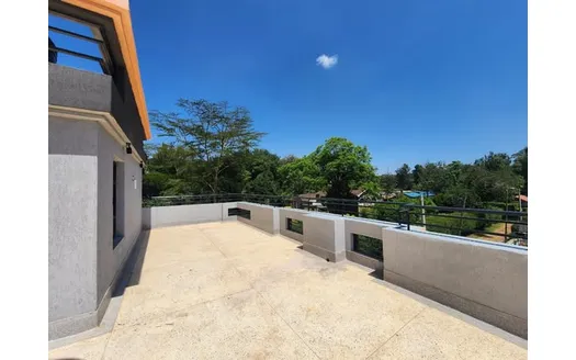 Four bedrooms for Rentals in Nairobi