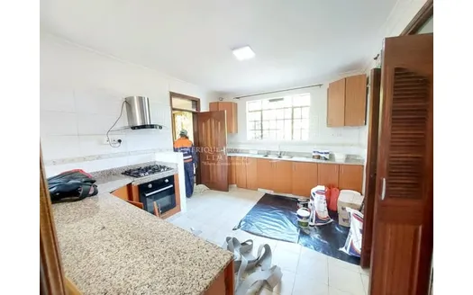 Four bedrooms for Rentals in Kiambu