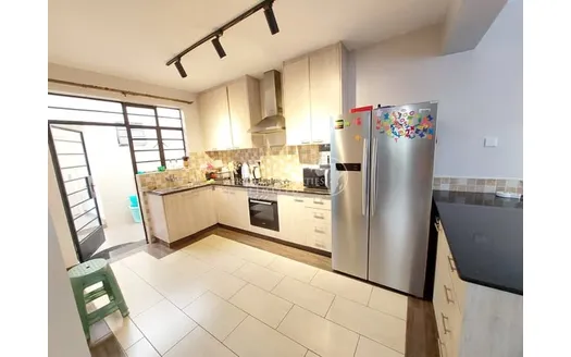 Four bedrooms for Rentals in Kiambu
