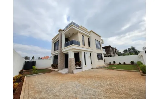 Four bedrooms for Sale in Ruiru