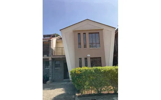 Four bedrooms for Rentals in Nakuru