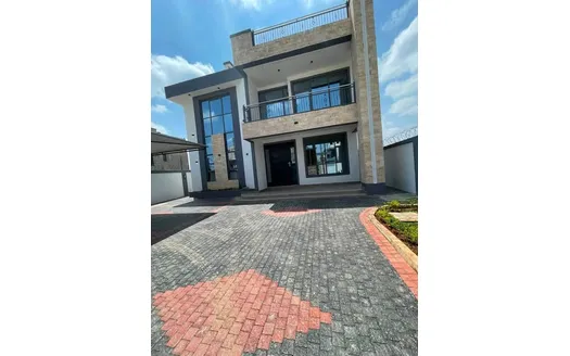 Six bedrooms for Sale in Nairobi