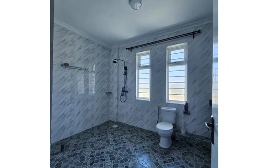 Six bedrooms for Rentals in Nairobi