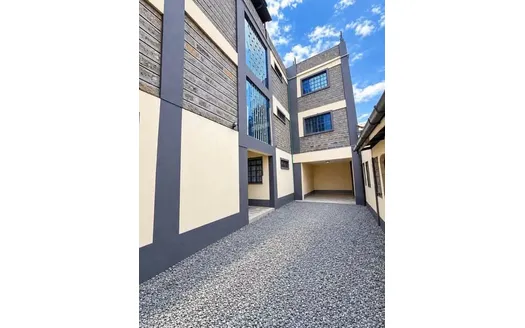 Three bedrooms for Rentals in shooters