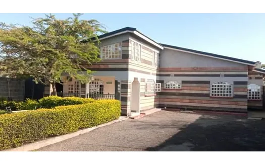 Three bedrooms for SALE in Mawanga