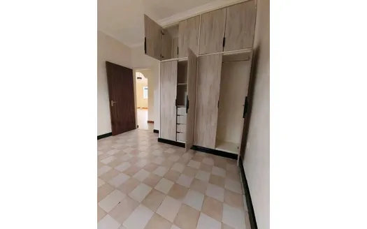 Three bedrooms for Rent in Nairobi