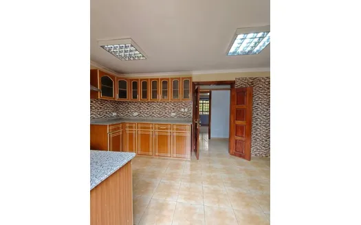 Three bedrooms for Rent in Nairobi