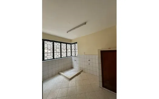 Three bedrooms for Rent in Nairobi