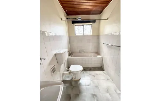 Three bedrooms for Rent in Nairobi