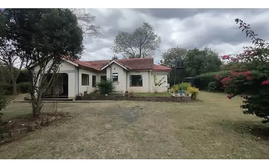 Three bedrooms for Rentals in 