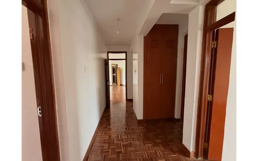 Three bedrooms for Rentals in Nairobi