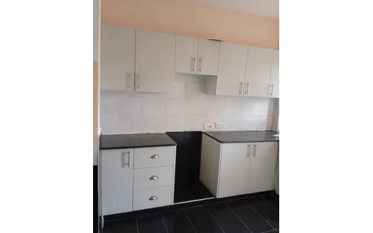 Two bedrooms for Rentals in Makutano